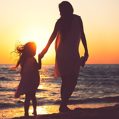 Love. Pic of mother and child.